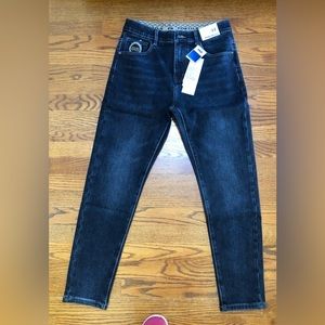 NWT  Expensive PORTO.R  Zengzhi Jeans  Size 32